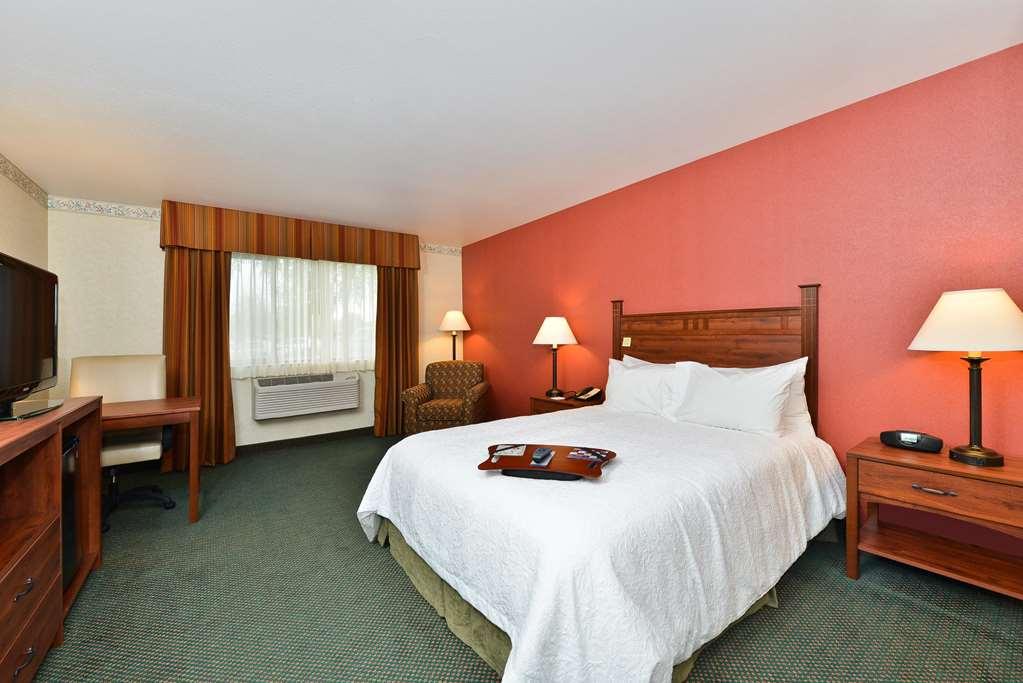Hampton Inn Kalispell Room photo