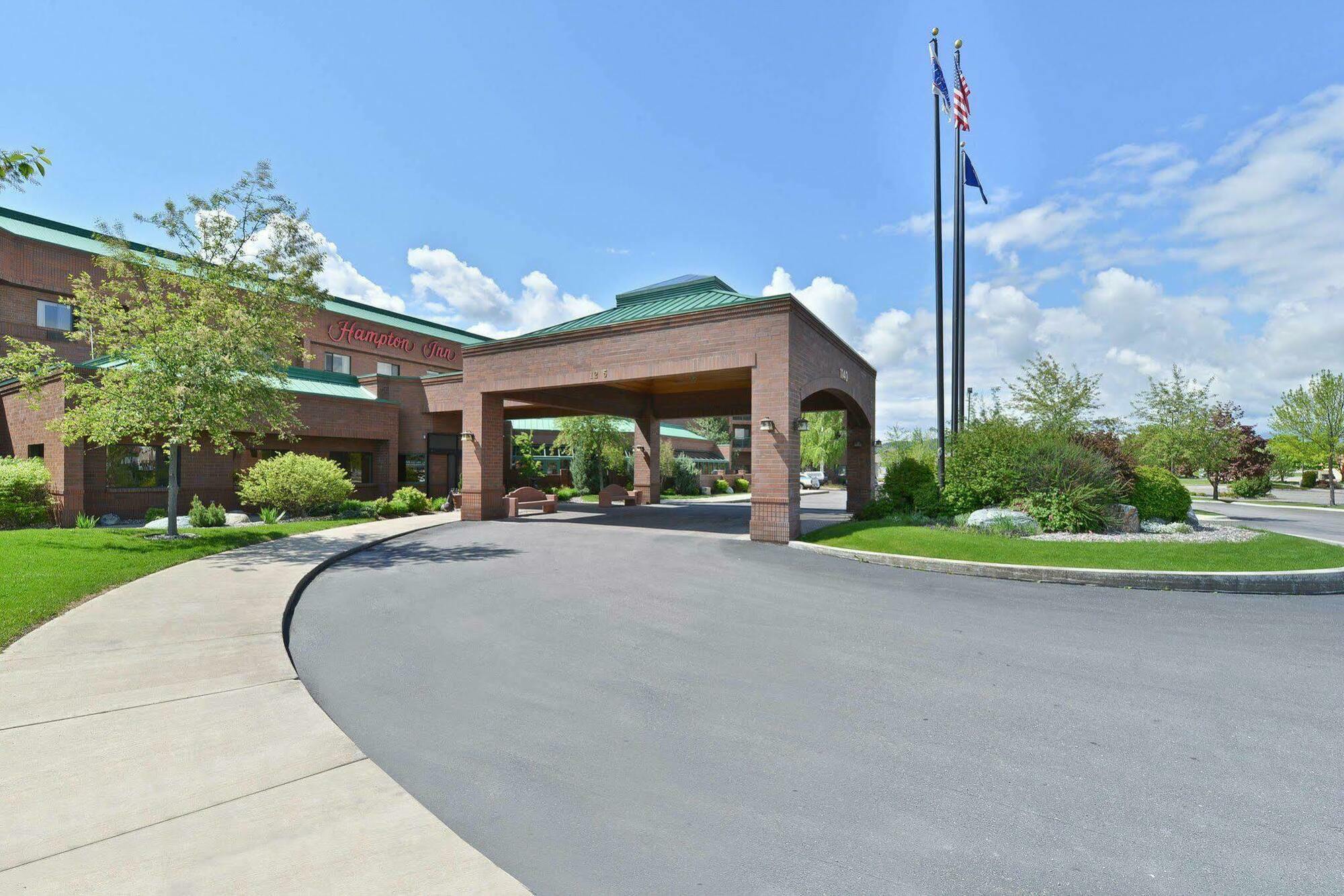Hampton Inn Kalispell Exterior photo